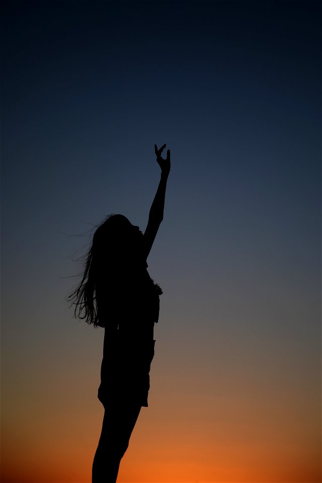 Silhouette Nightfall Woman