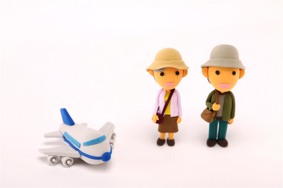 Couple Travel Clay Art