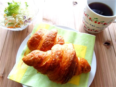 Croissant Salada Coffee