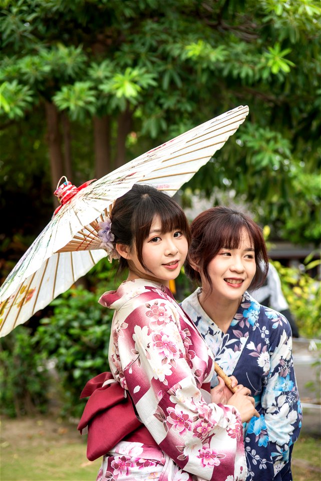 Women Girls Yukata