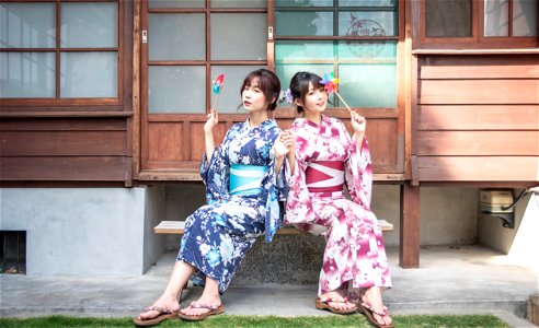 Women Girls Yukata