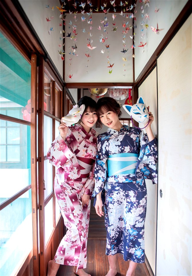 Women Girls Yukata