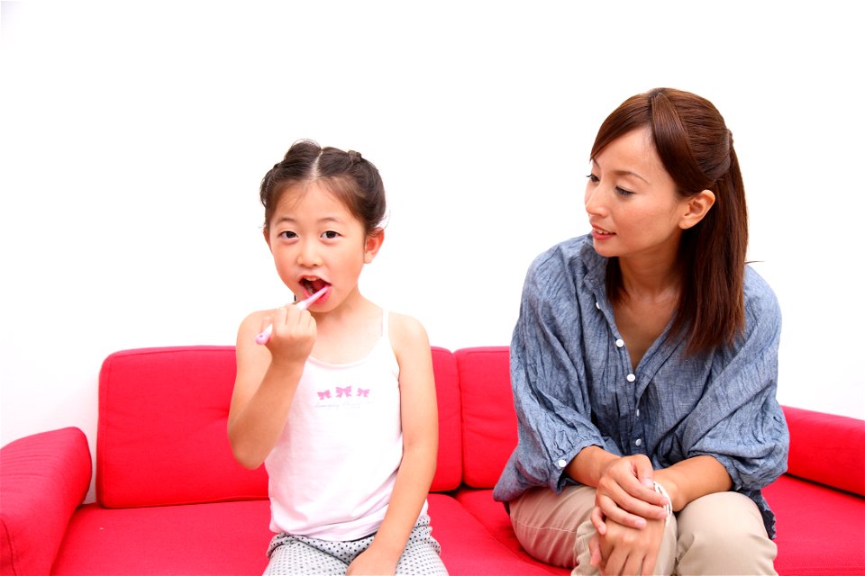 Mother Daughter Toothbrush