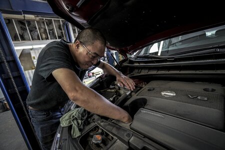 Auto shop repair