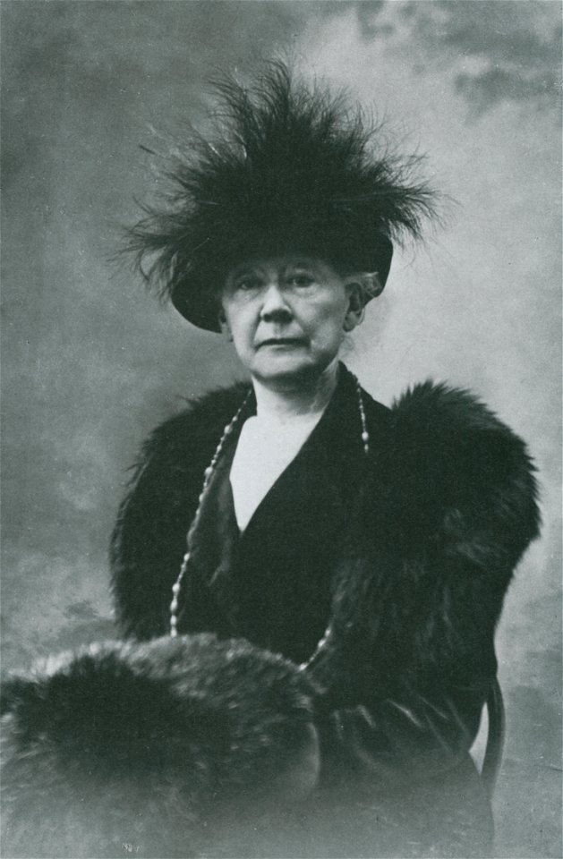 Mary Cassatt photo