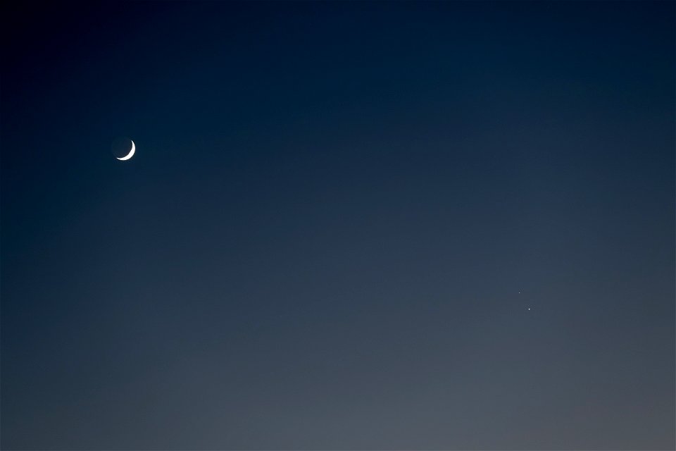 Night Sky Crescent Moon