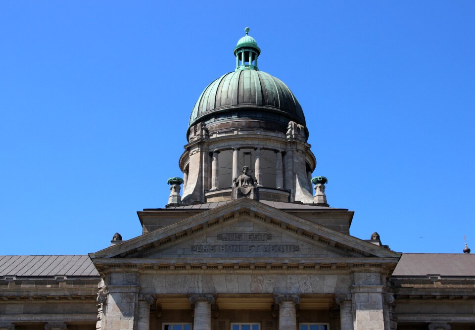 Hanseatic higher regional court hamburg architecture