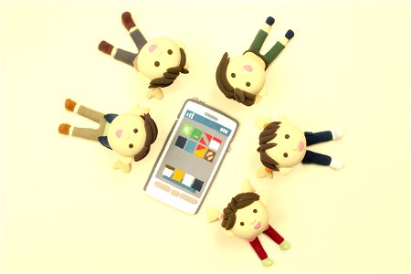 Dolls Smartphone