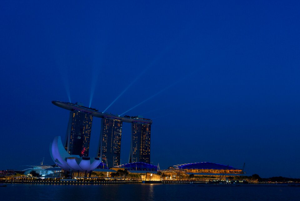 Marina bay sands art science museum cityscape