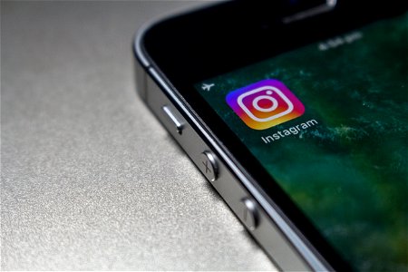 Smartphone Instagram Icon photo