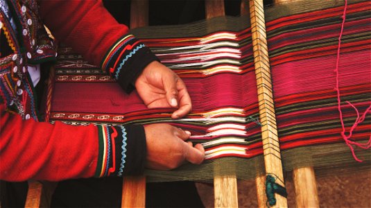 Loom Weave Thread photo