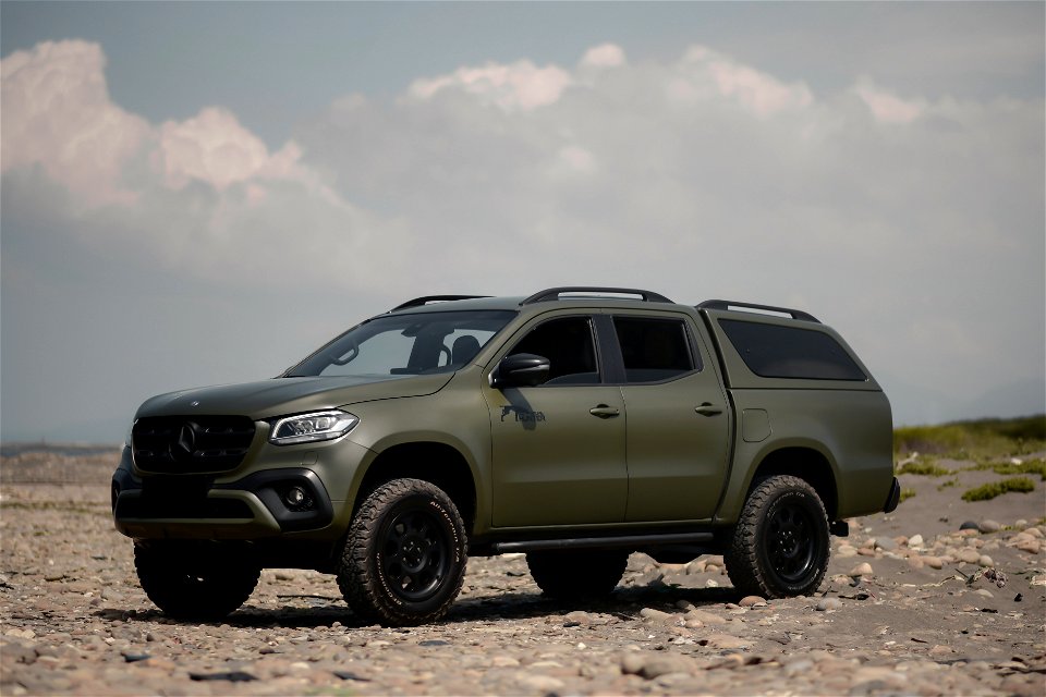 Mercedes Benz X Class