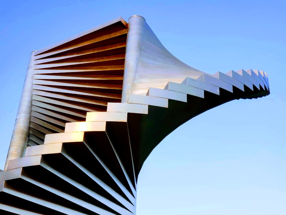 Design sculpture steel