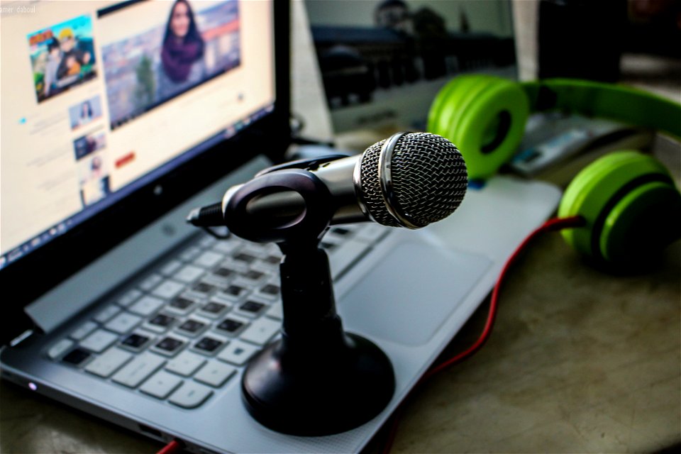 Microphone Laptop Computer photo