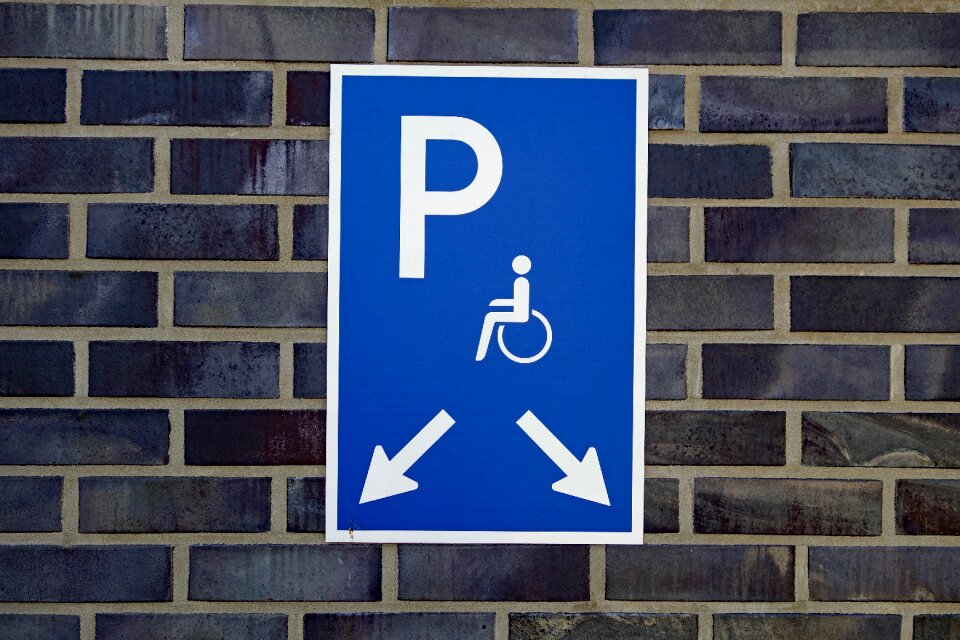 Shield note road sign