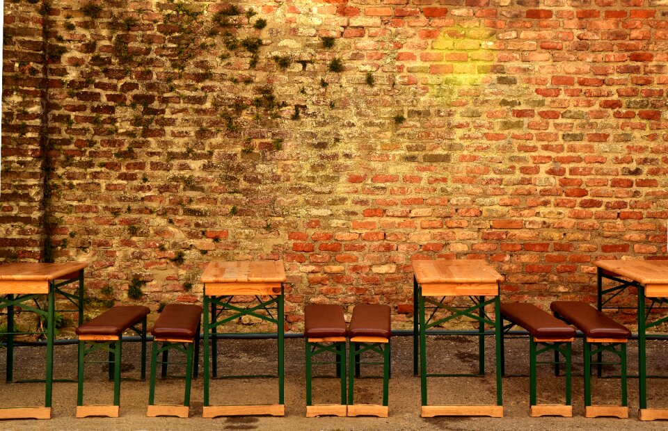 Empty places dining tables