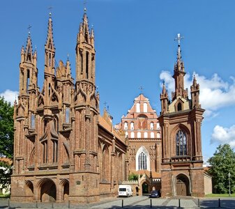 St anne and bernardine church church historically