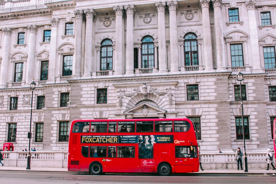 Bus england street