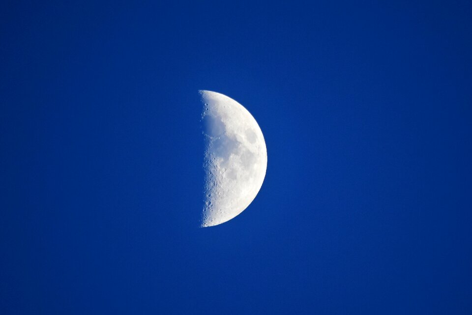 Half moon space mood
