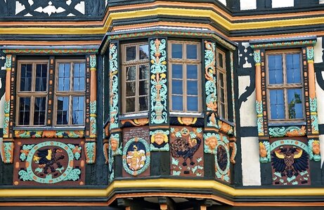 Truss facade historically