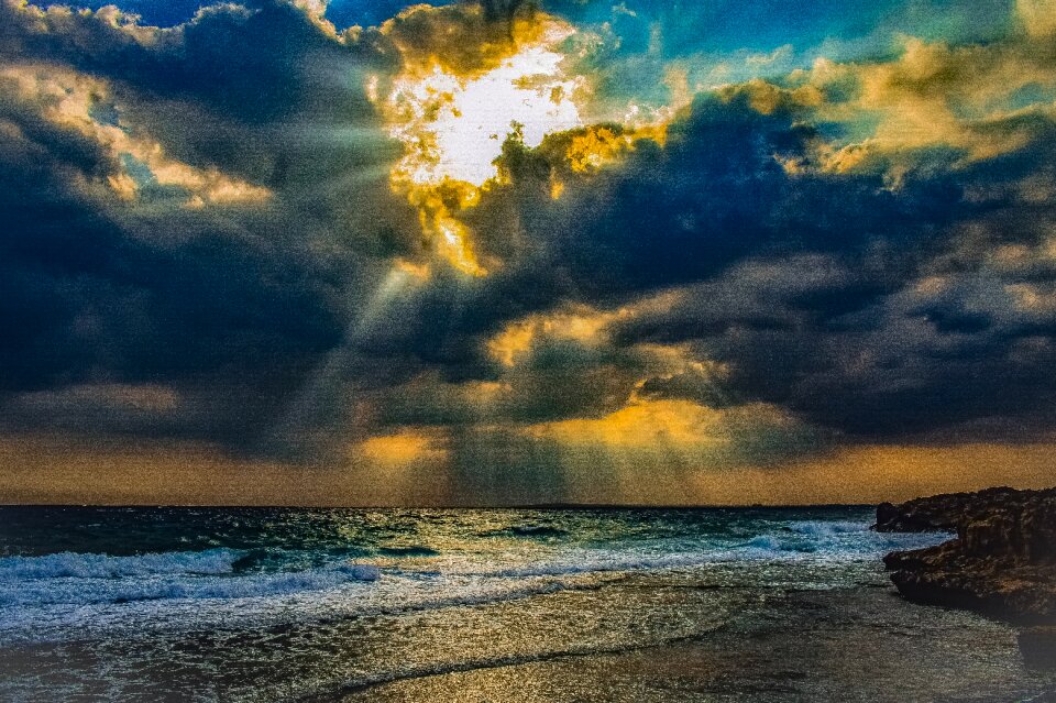 Water horizon coast