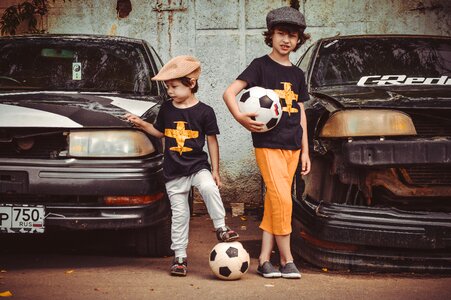 Play football players auto