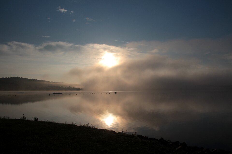 Water nature morgenstimmung sunlight photo