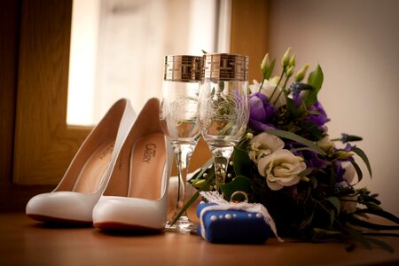 Flowerers high heels brown wine