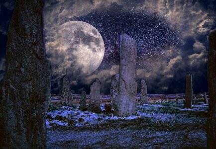 Night sky highlands and islands ring the sanctuary