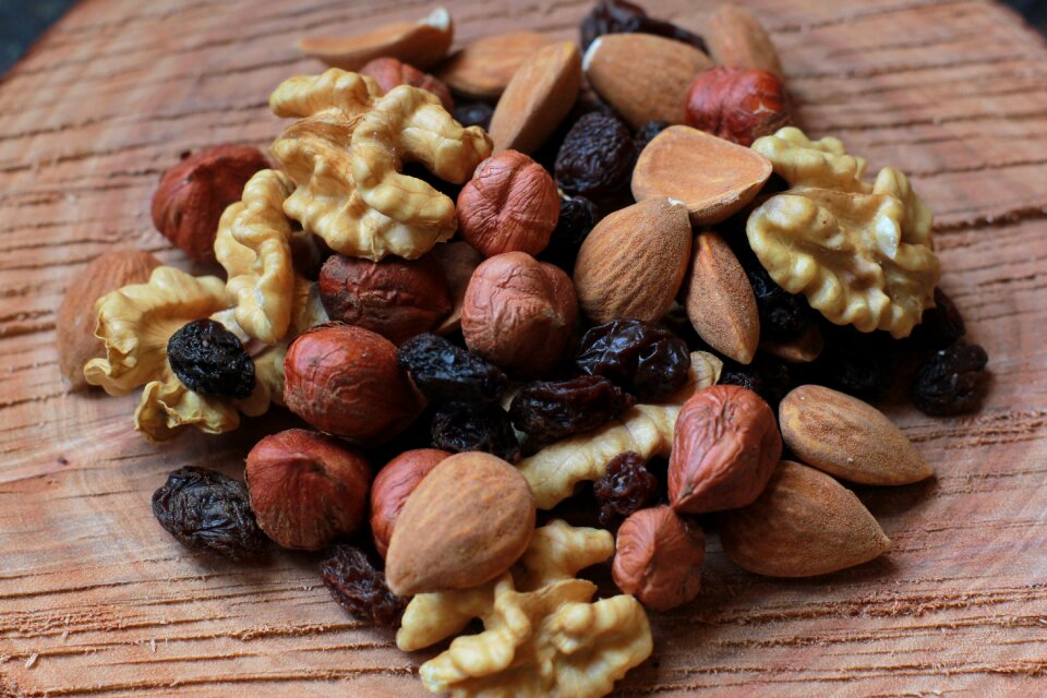 Almonds hazelnuts raisins