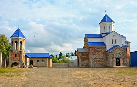 Travel church architecture