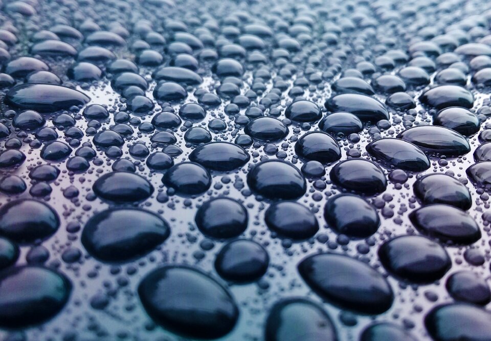 Damp surface liquid