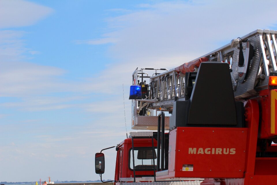 Siren head of rescue turntable ladder