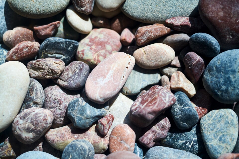 Round the stones are nature