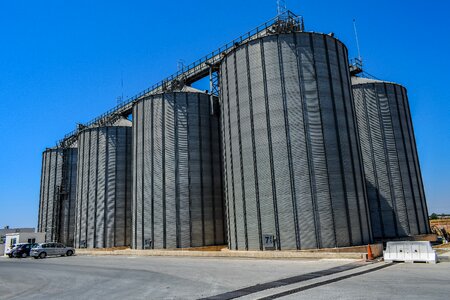 Storage industrial tank