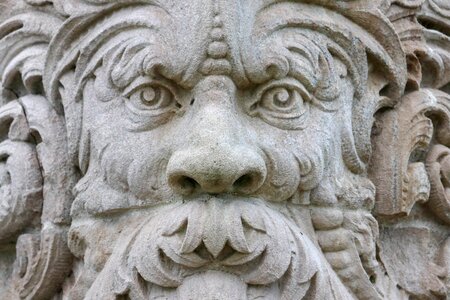 Portrait figure head