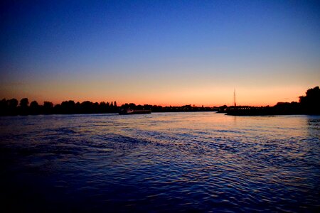 Düsseldorf water river photo