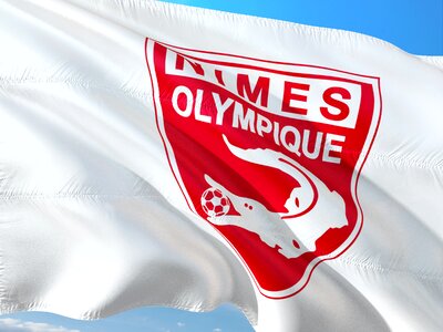 Ligue 1 flag olypique nimes photo