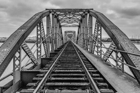 Architecture tracks rails