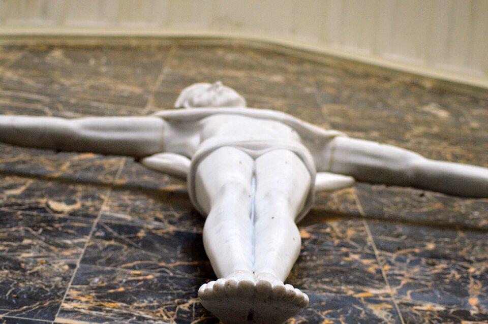 Outdoors sculpture stone