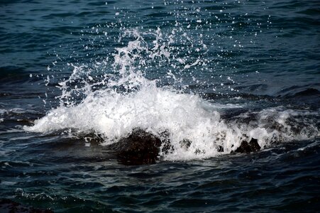 Wave spray water