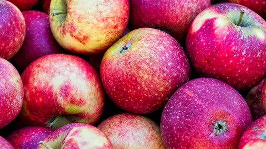 Market fruit vitamins