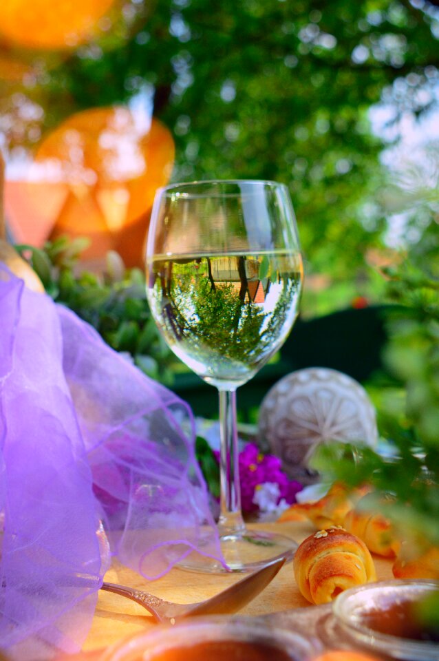 Healthy color wine