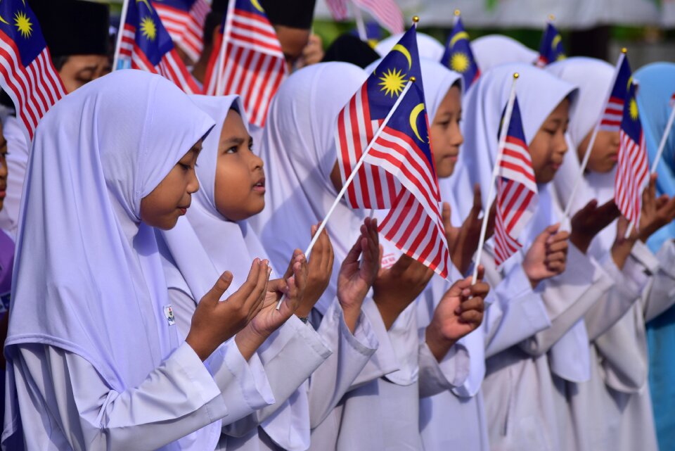 Sekolah school murid