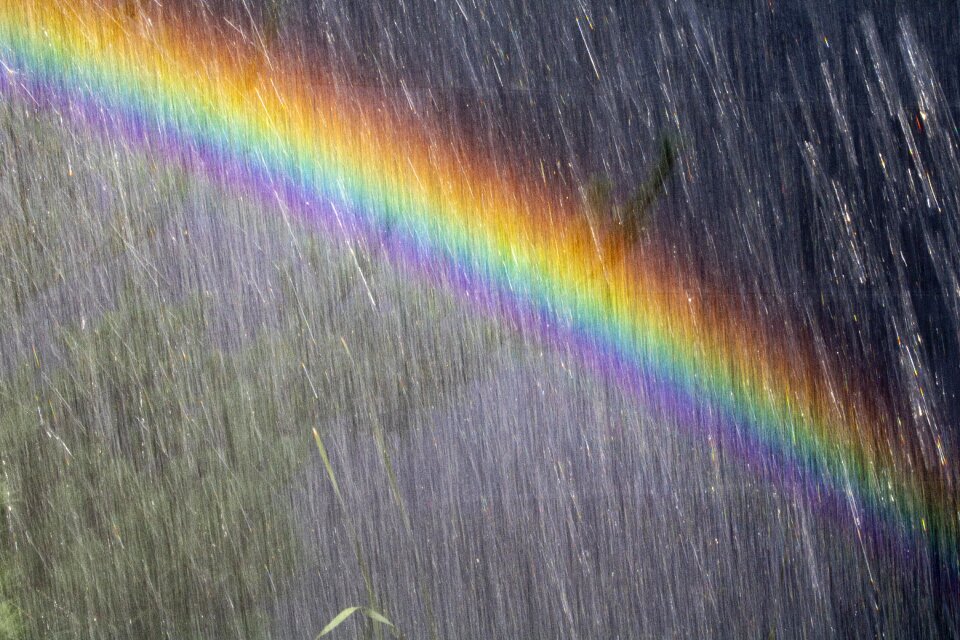 Rainbow fountain spray