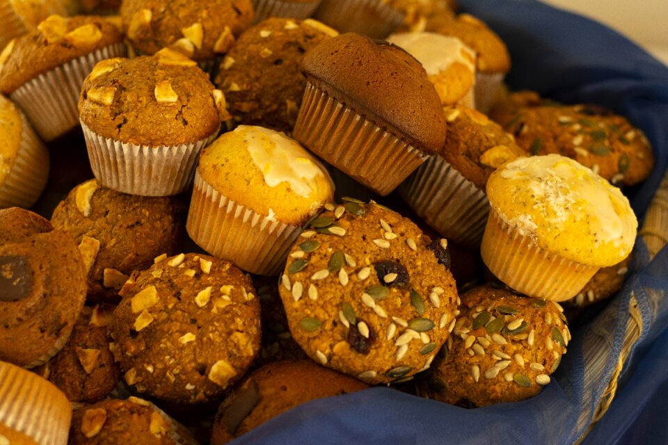 Cake snack brown cake