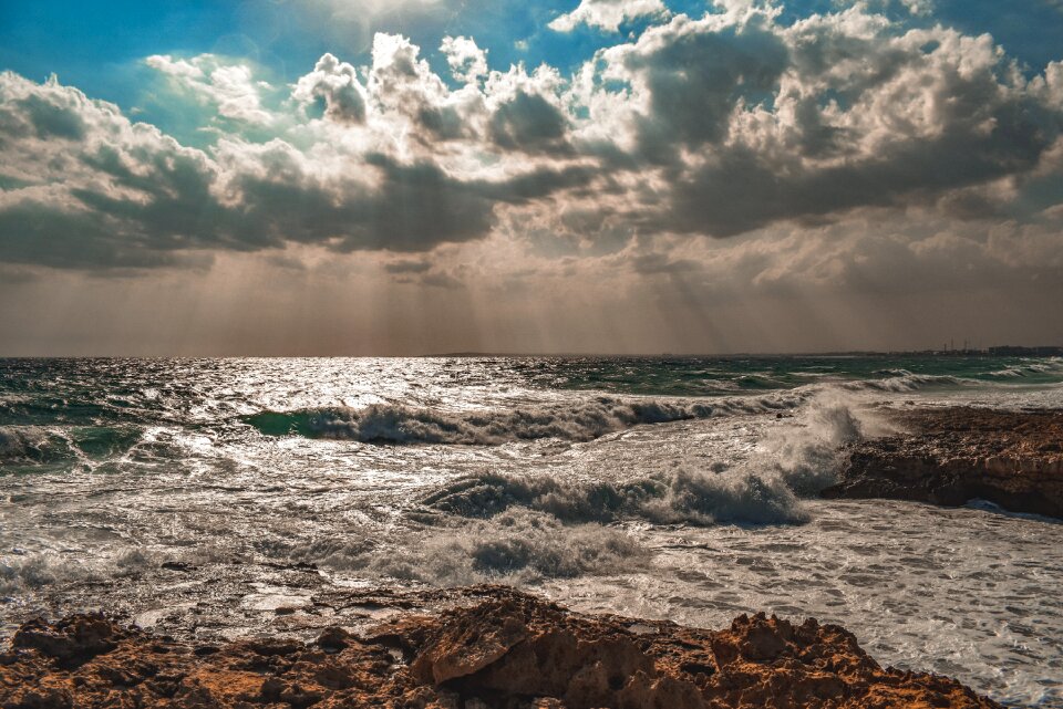 Horizon coast landscape