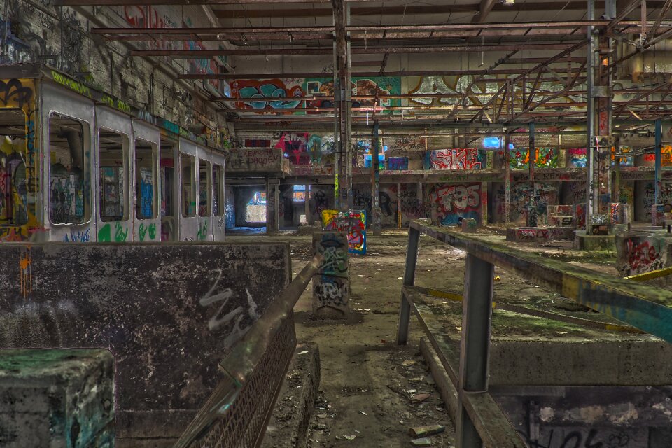 Pforphoto abandoned lapsed