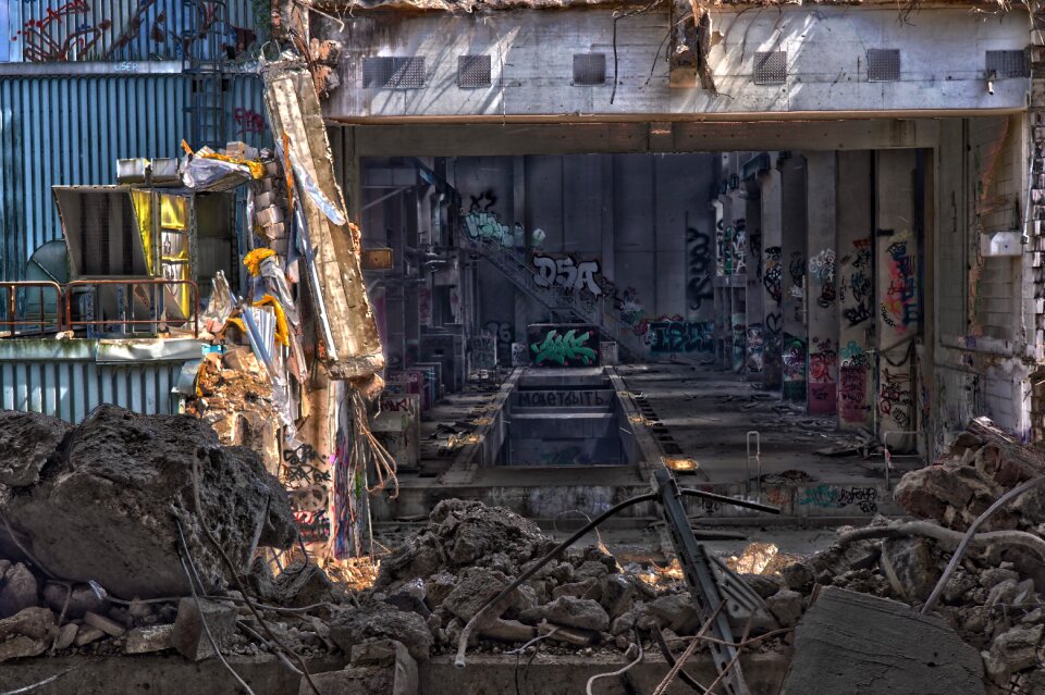 Pforphoto abandoned lapsed