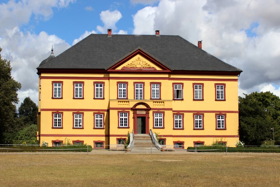 Villa picturesque historically
